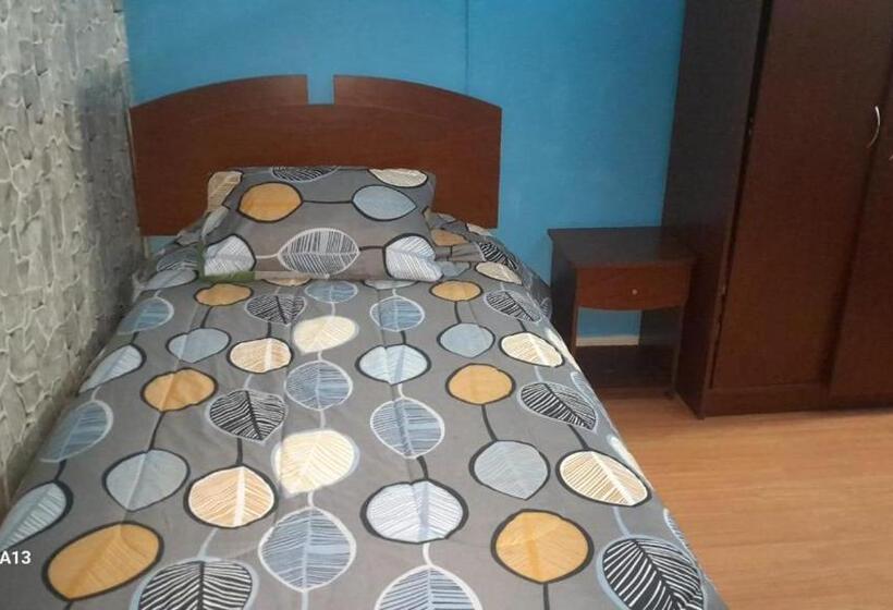 Hostel Hospedaje 12 De Octubre