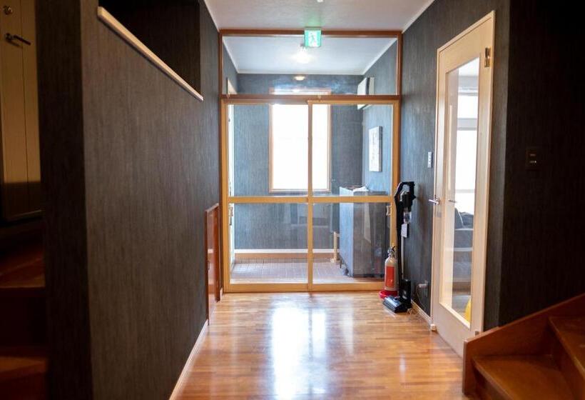 Общежитие Niseko Powder Chalet