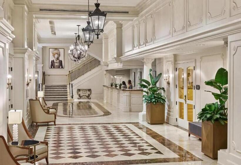 Beautiful Unit At The Heart Of Bourbon Street