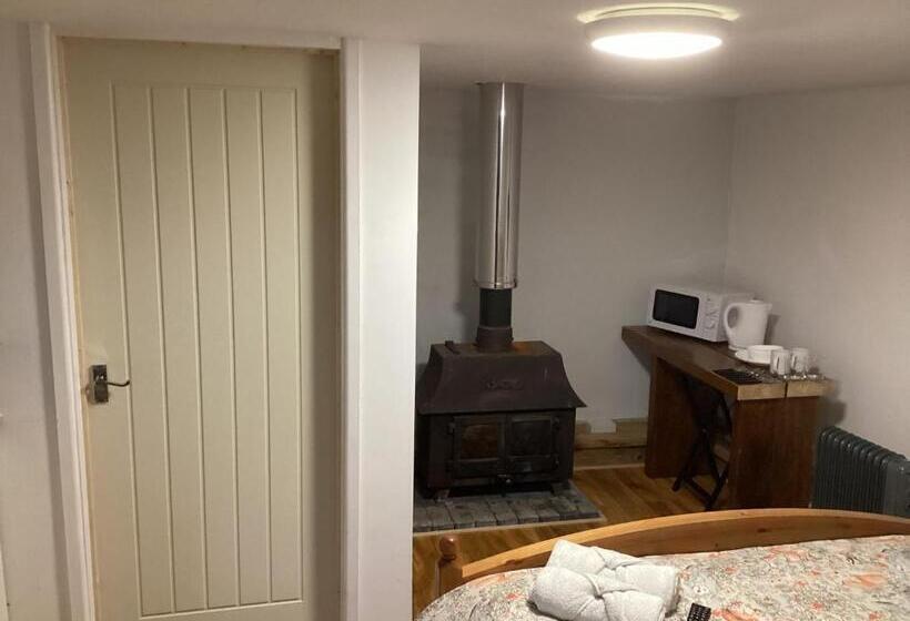 مبيت وإفطار Barn 6