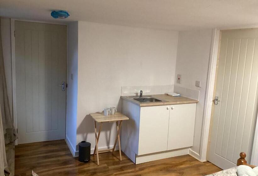 مبيت وإفطار Barn 6