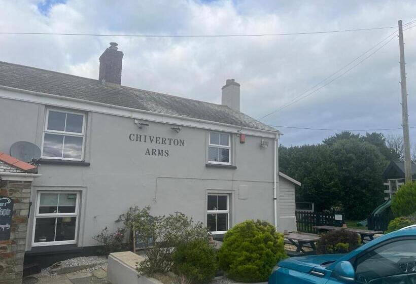 ベッドアンドブレックファースト Chiverton Arms