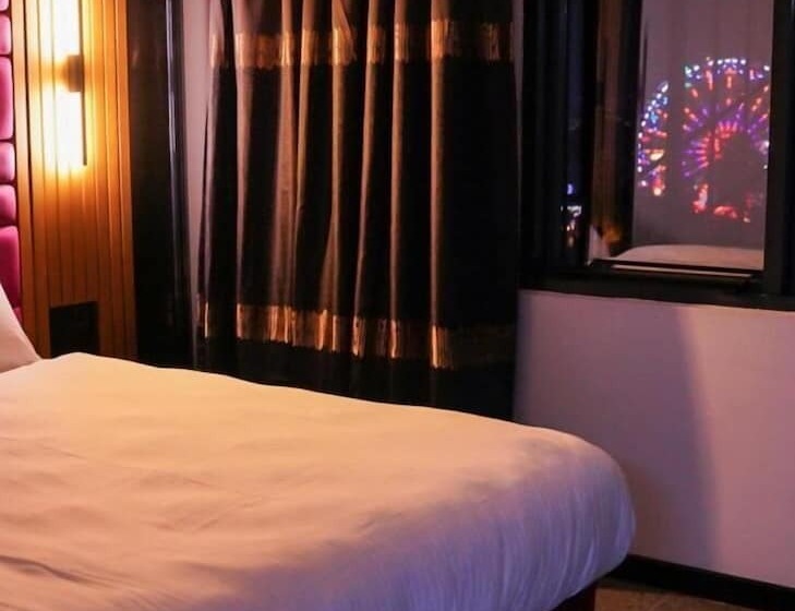 تختخواب و صبحانه Ky Continental Apartments