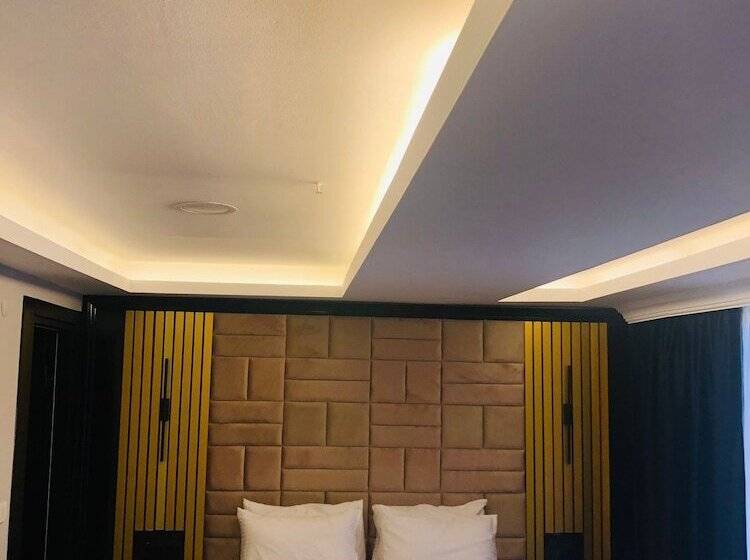 تختخواب و صبحانه Ky Continental Apartments
