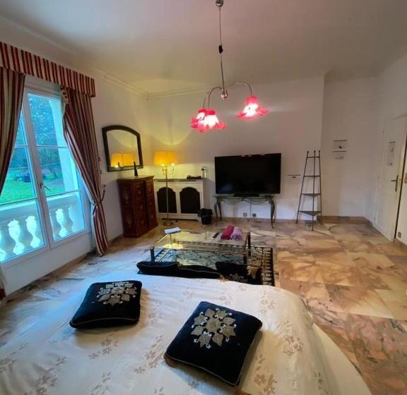 مبيت وإفطار La Demeure D Iris