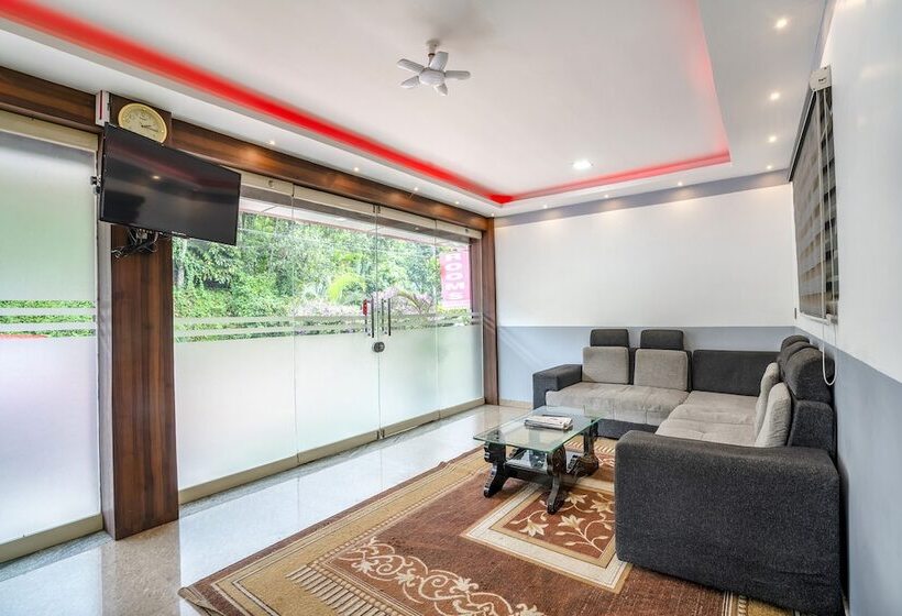 Fabhotel Abrigo Residency