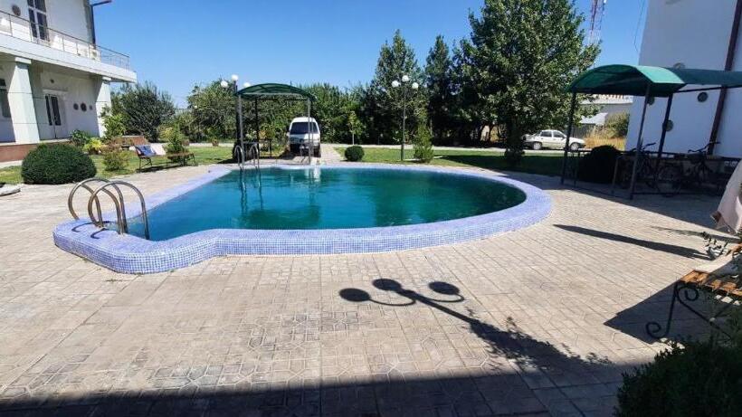 酒店 отель нодир самарканд