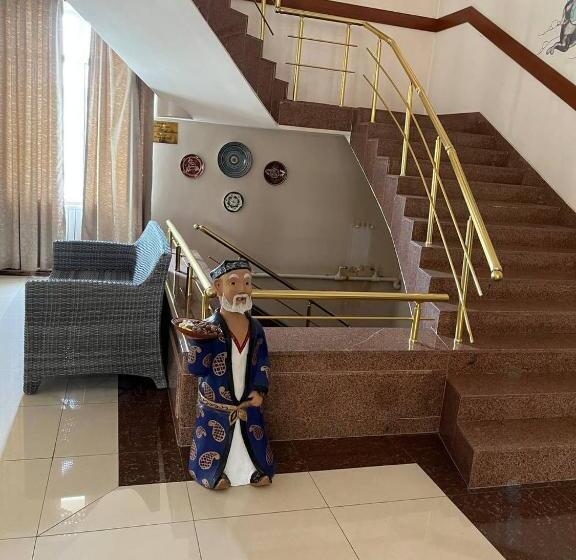 酒店 отель нодир самарканд