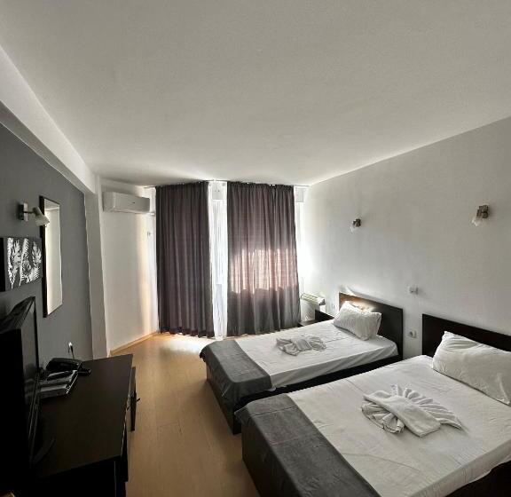 בית מלון כפרי хотел костенец