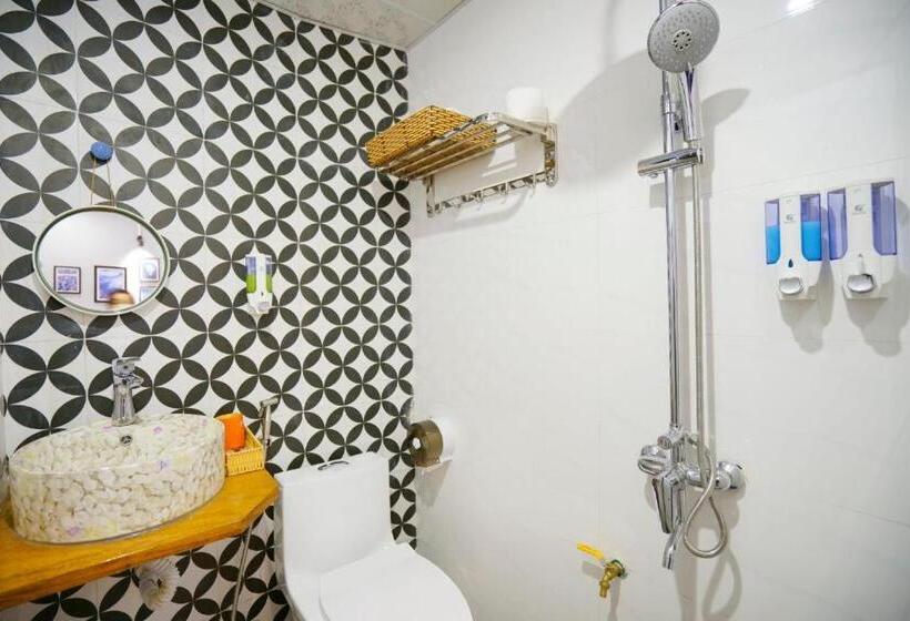 هتل Almor Homestay 2 Food, Bread & Coffee Halong