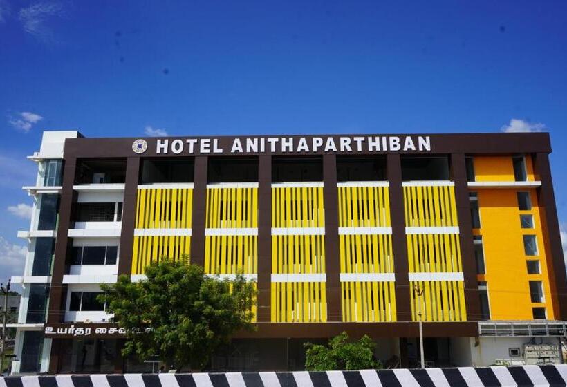 酒店 Anitha Parthiban