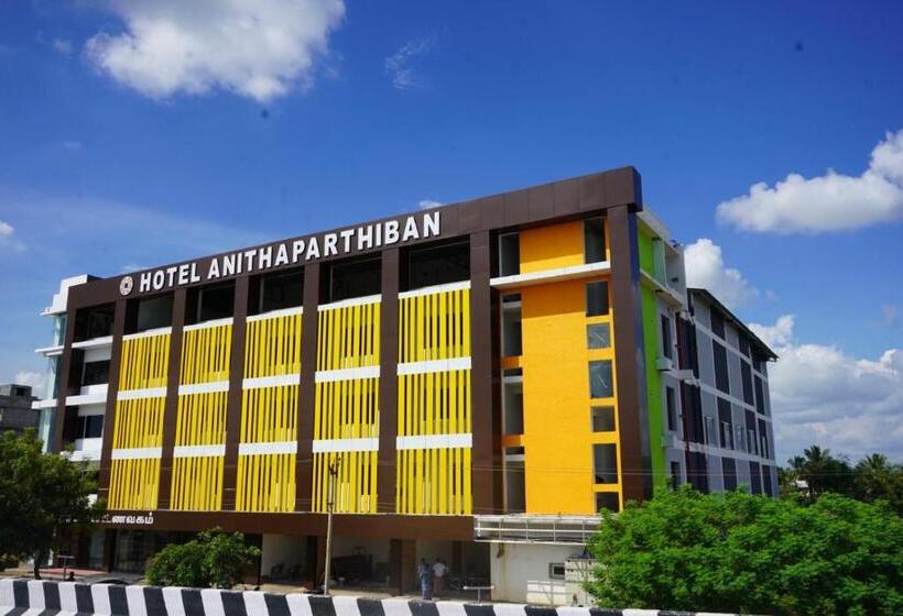 酒店 Anitha Parthiban