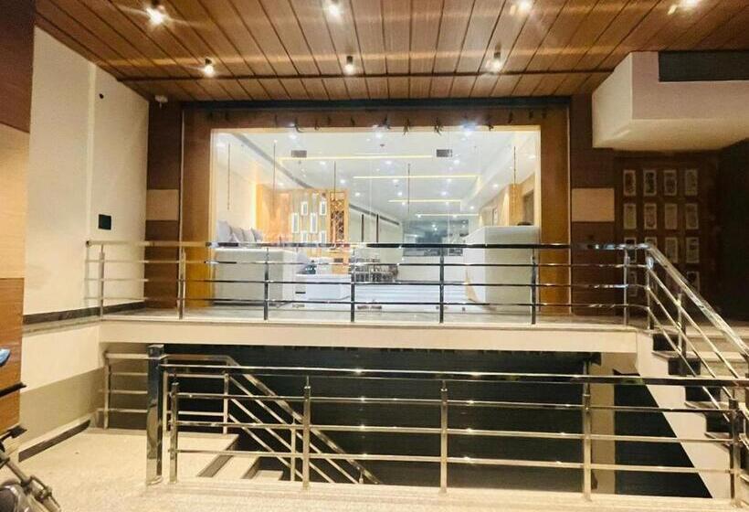 호텔 Anju Shree Inn