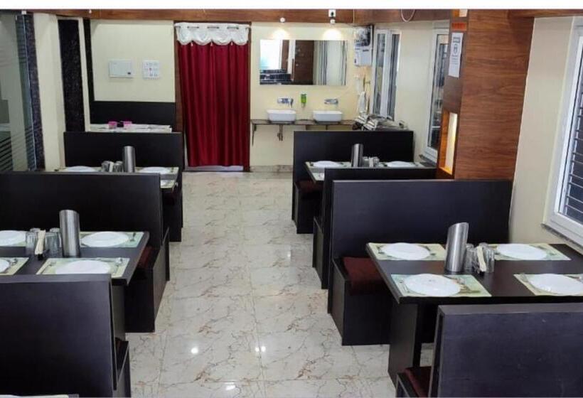 هتل Aviani New Digha