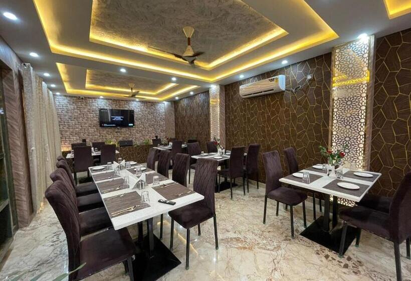 فندق Banaras Palace