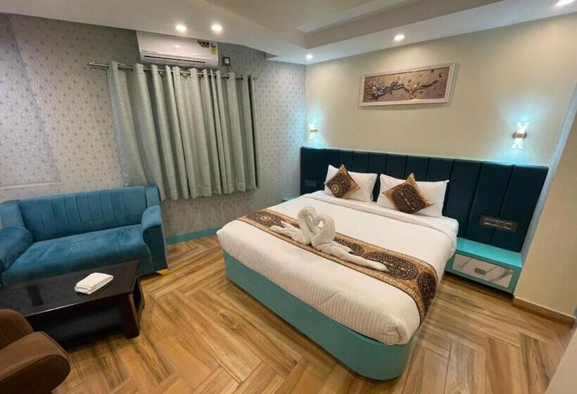 Отель Banaras Palace