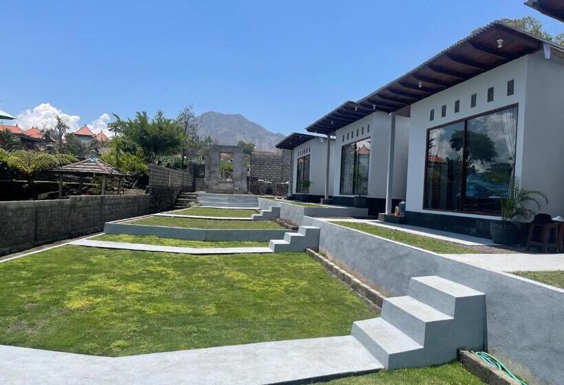 בית מלון כפרי Batur Holiday