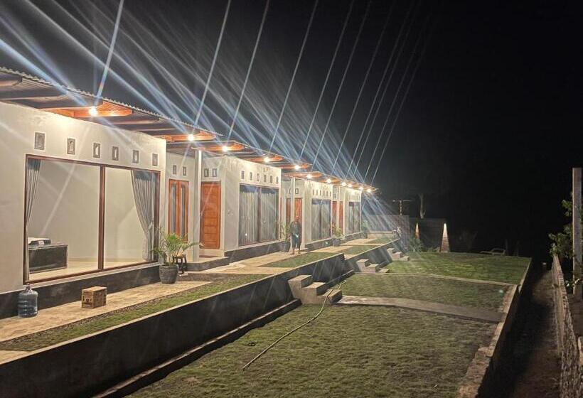 בית מלון כפרי Batur Holiday