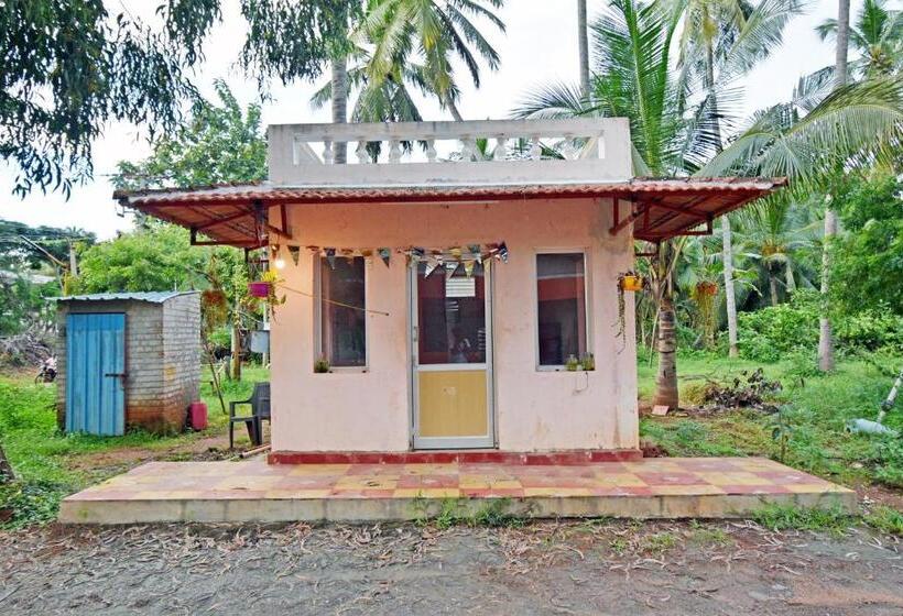 בית מלון כפרי Brindavanam Resort