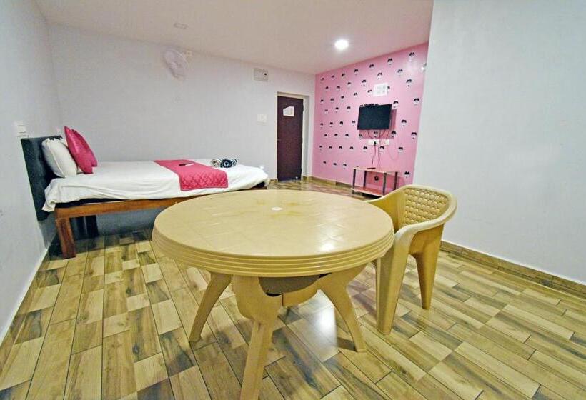 בית מלון כפרי Brindavanam Resort