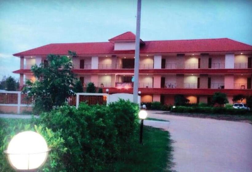 Отель Bumnsaya Place บุญสะญา เพลส