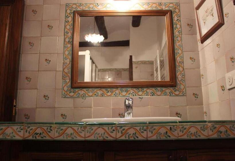 Отель Cal Marques