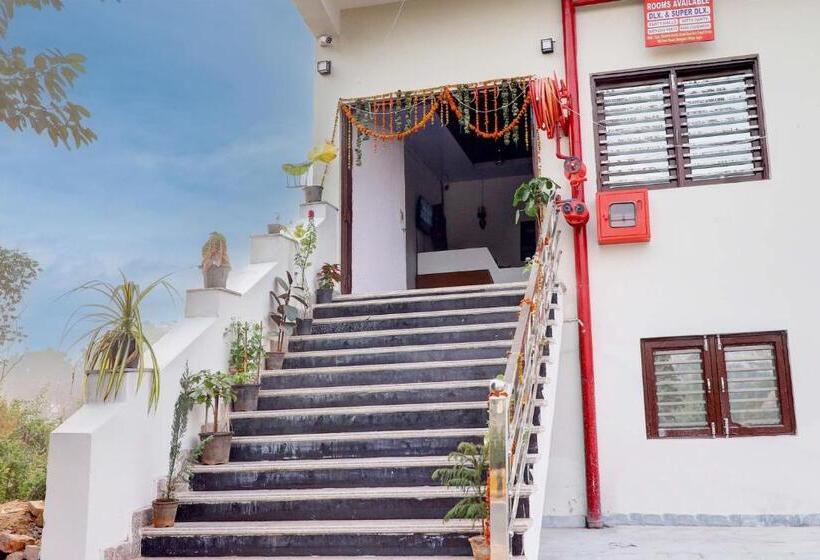 فندق Cg Inn Pool Rooftop