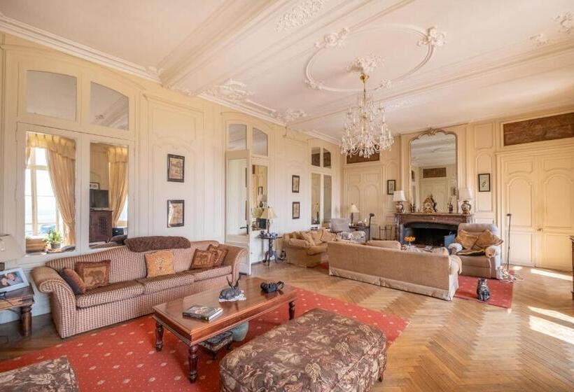 Отель Château La Bainerie