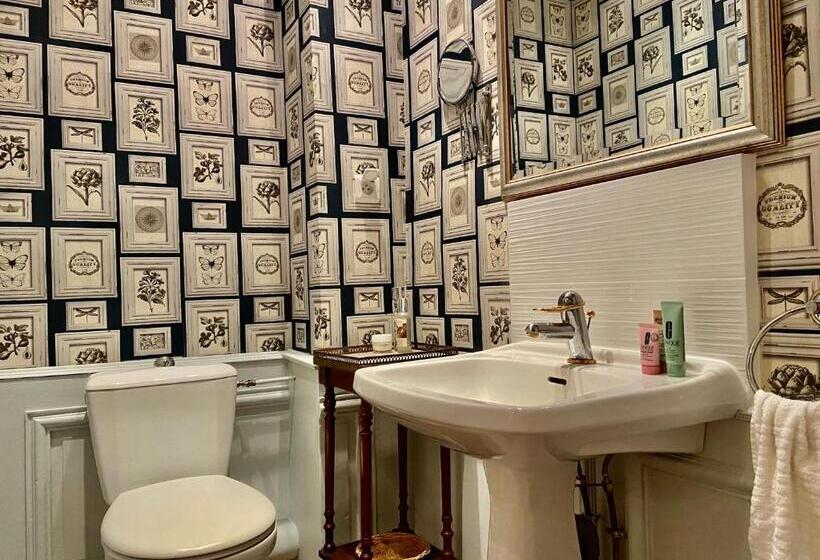 Отель Château La Bainerie