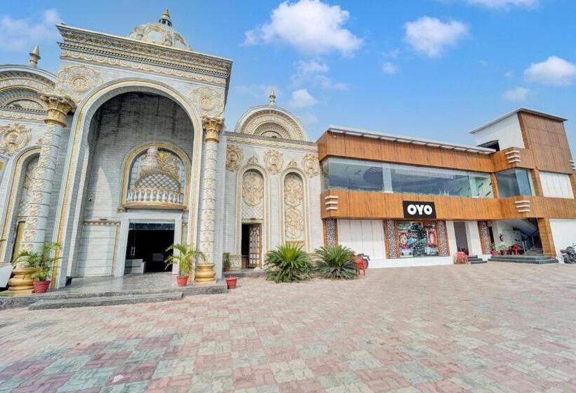 בית מלון כפרי Collection O Buddha Resort