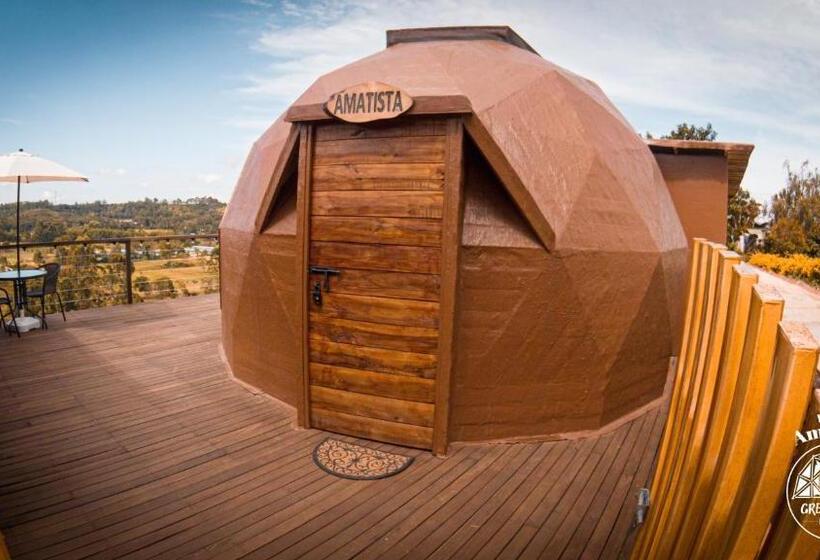 هتل کپسول Greeenlandomesa Amatista