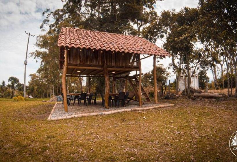 هتل کپسول Greenlandomesa Zafiro