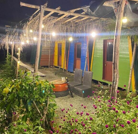 هتل کپسول Homestay Hoa Núi