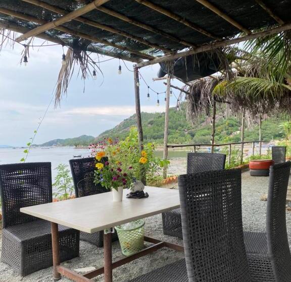 هتل کپسول Homestay Hoa Núi