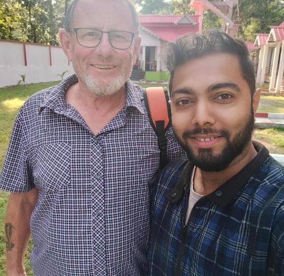 בית מלון כפרי Day Night Resort & Resturant Jaldapara