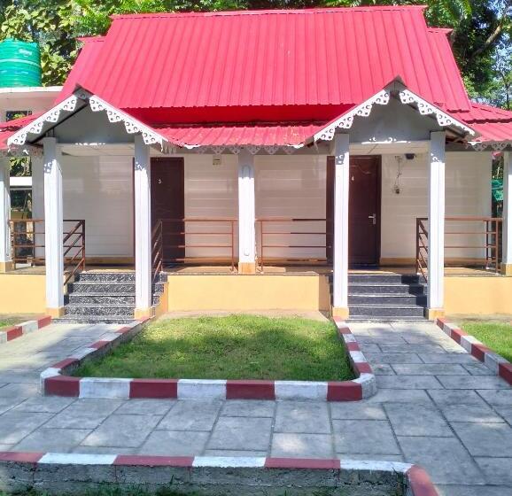 ホテル Day Night Resort & Resturant