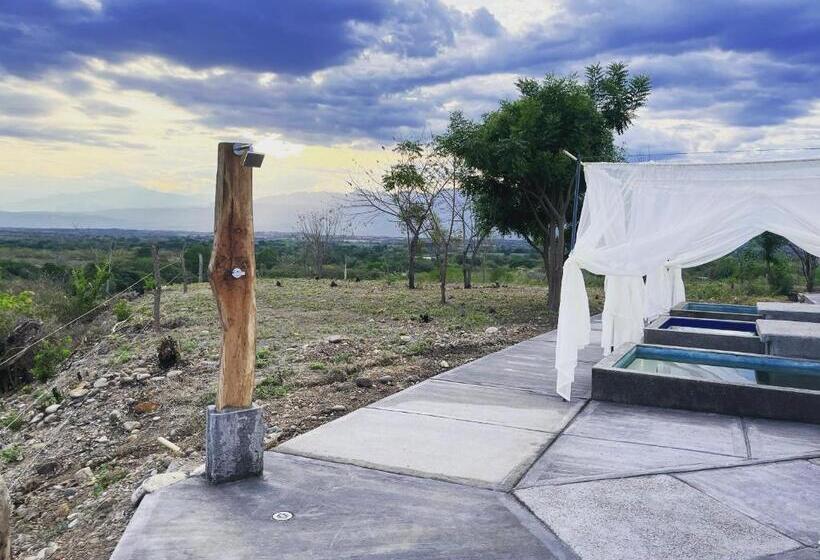 בית מלון כפרי Ebenezer Ecocamp