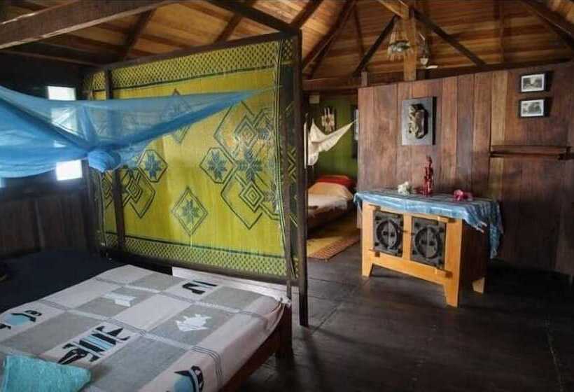 هتل Fantas Folly Beach Lodge