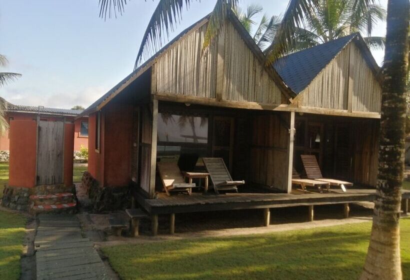 هتل Fantas Folly Beach Lodge