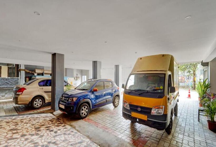 هتل Townhouse 1123 Four Season