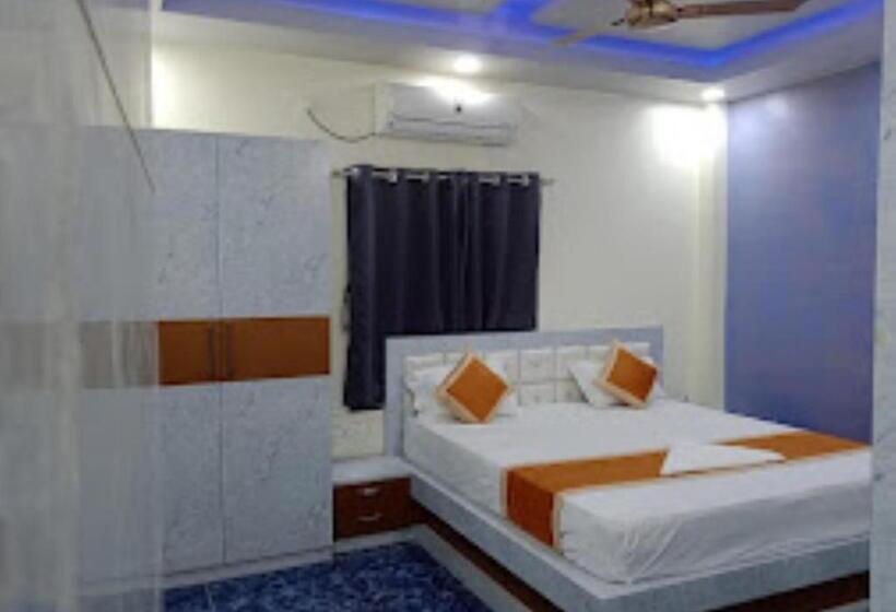 בית מלון כפרי Glacier Bihar