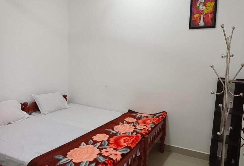 Отель Hill Valley Homestay