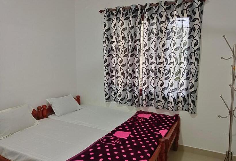 Отель Hill Valley Homestay