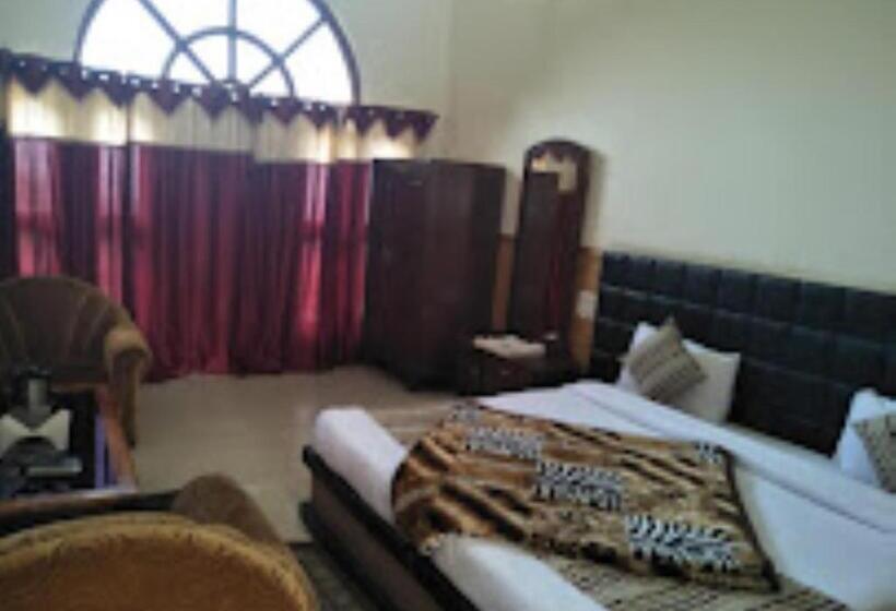 호텔 Himalaya Mount View Resort Uttarakhand