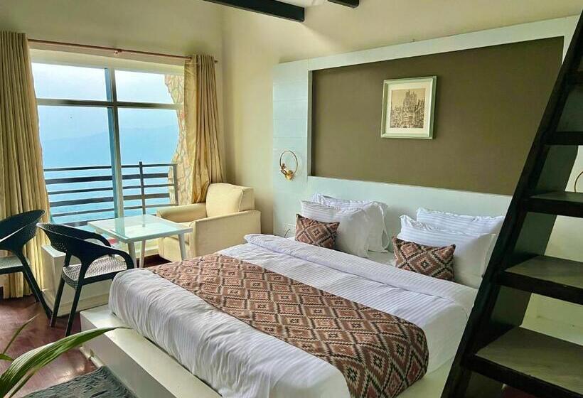 호텔 Himalayas By The Lake Hill Mukteshwar