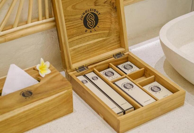 בית מלון כפרי Jungleight Bali