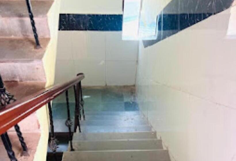 ホテル Lankesh Aurangabad