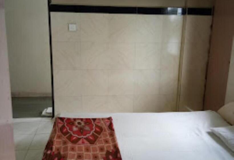 ホテル Lankesh Aurangabad