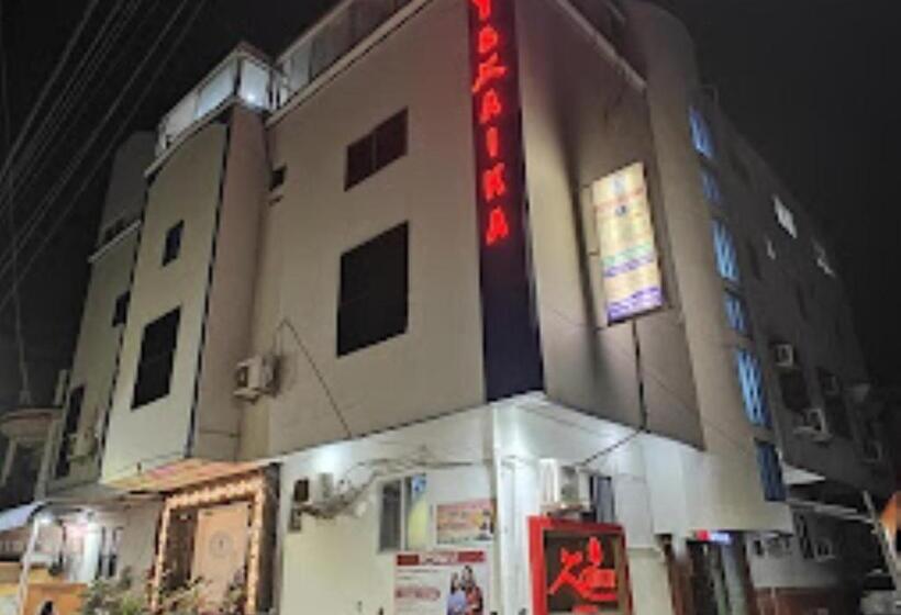 호텔 Midway & Zaika Restaurant Bihar