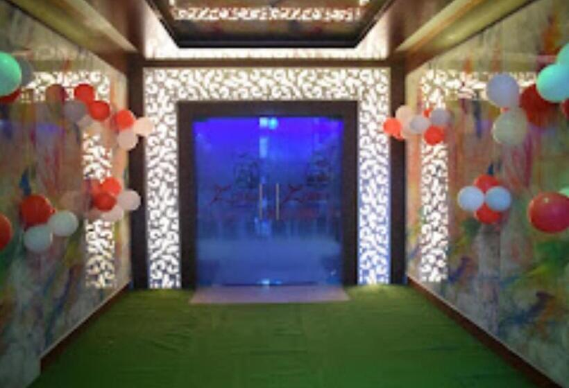 호텔 Midway & Zaika Restaurant Bihar